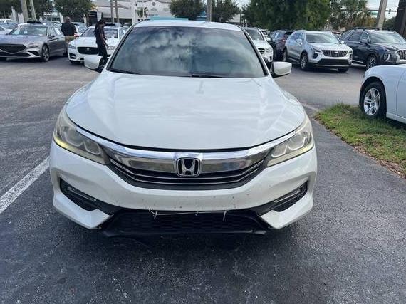 HONDA ACCORD 2017 1HGCR2F57HA118555 image