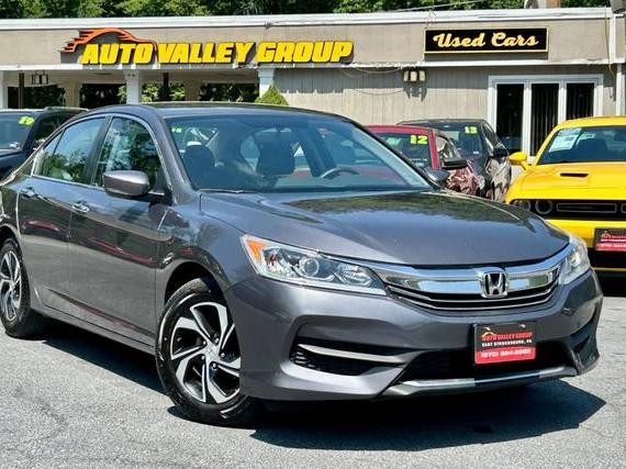 HONDA ACCORD 2017 1HGCR2E3XHA118601 image