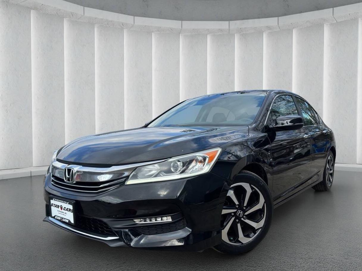 HONDA ACCORD 2017 1HGCR2F85HA066627 image