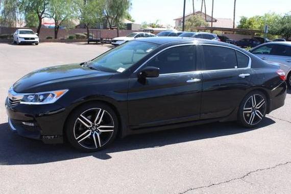 HONDA ACCORD 2017 1HGCR2F54HA118156 image