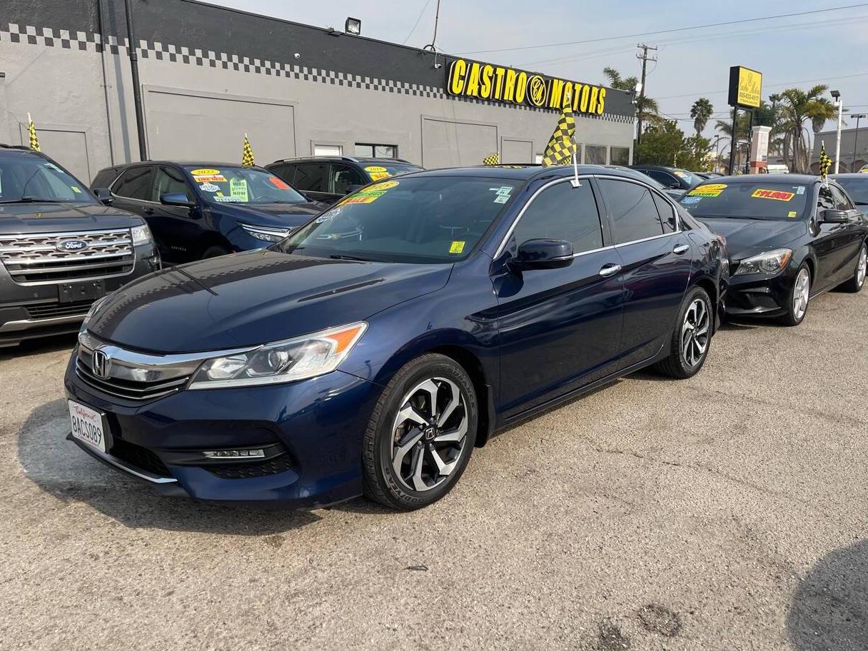 HONDA ACCORD 2017 1HGCR3F80HA038577 image