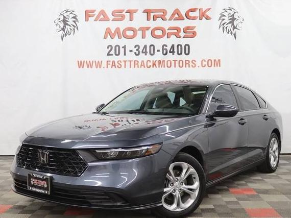 HONDA ACCORD 2024 1HGCY1F22RA050542 image