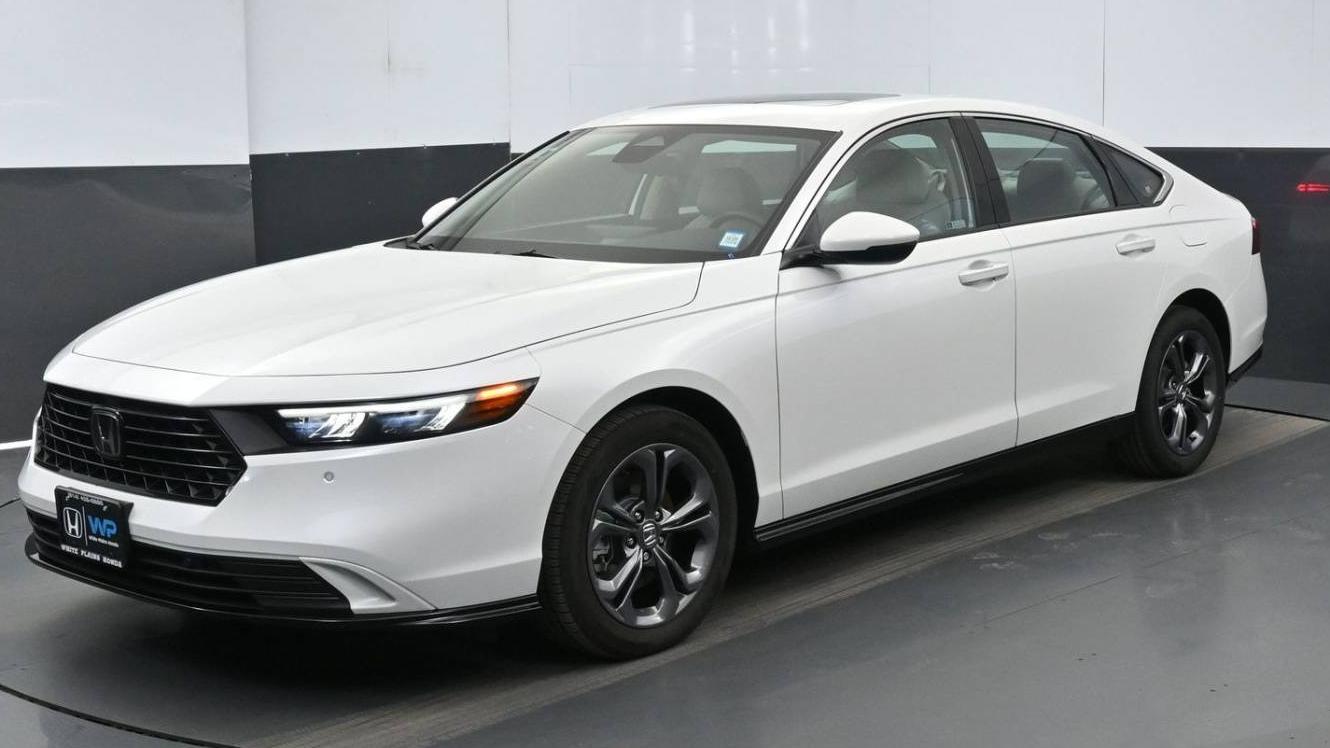 HONDA ACCORD 2024 1HGCY2F62RA076390 image