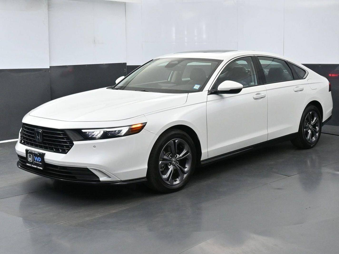 HONDA ACCORD 2024 1HGCY2F66RA057941 image