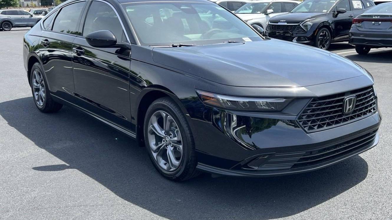 HONDA ACCORD 2024 1HGCY1F37RA059200 image