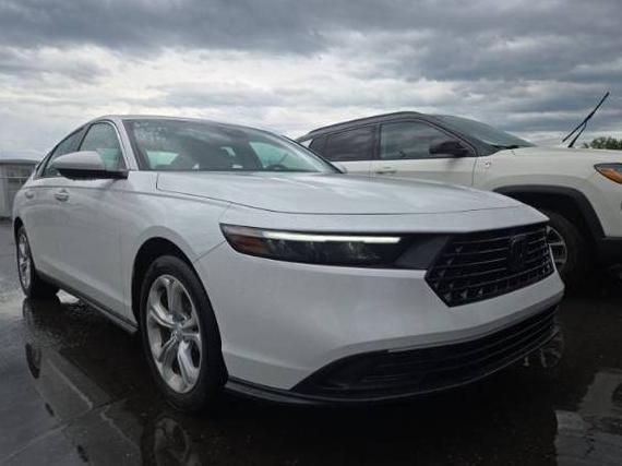 HONDA ACCORD 2024 1HGCY1F24RA057685 image