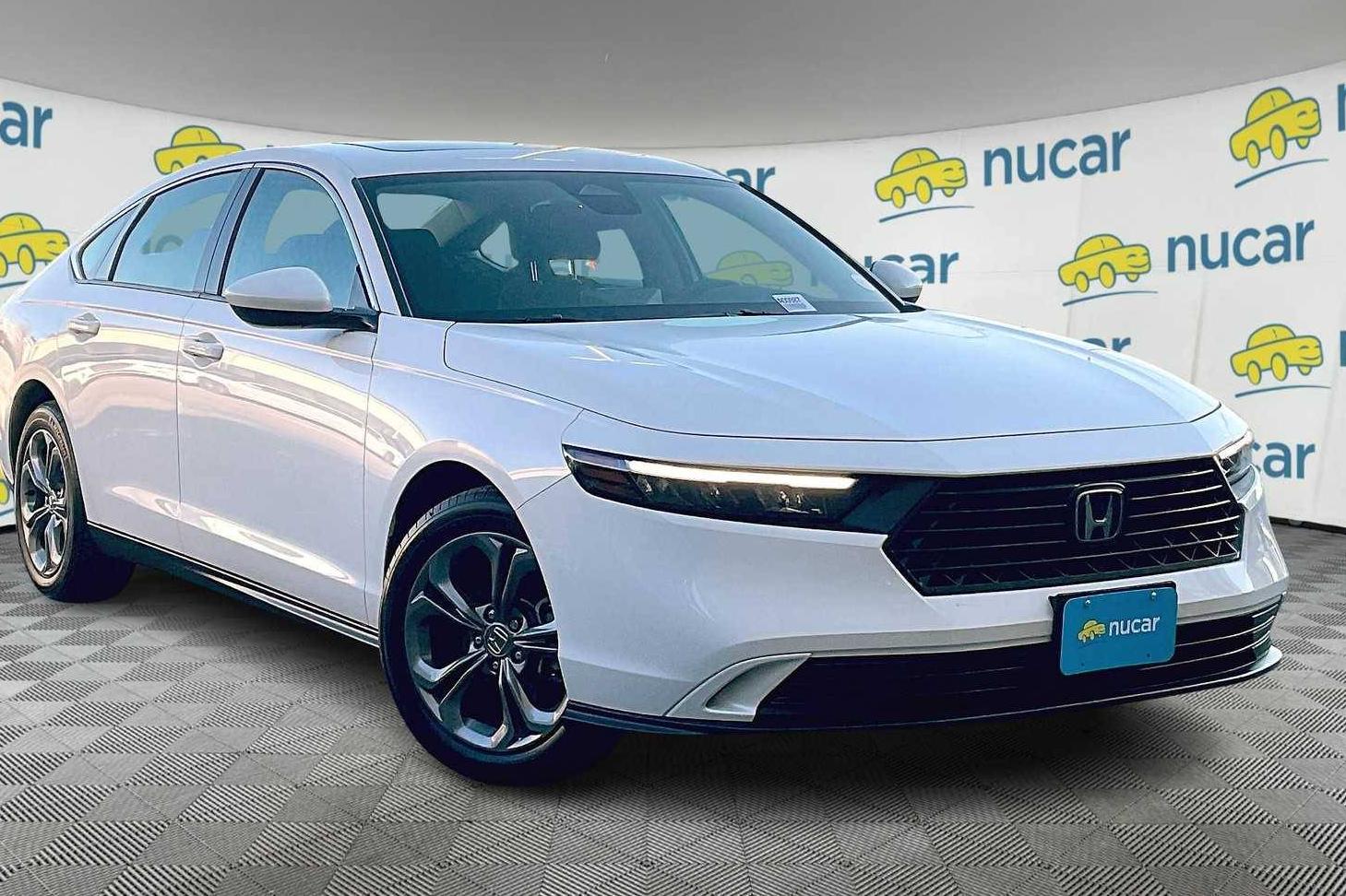 HONDA ACCORD 2024 1HGCY1F32RA044569 image