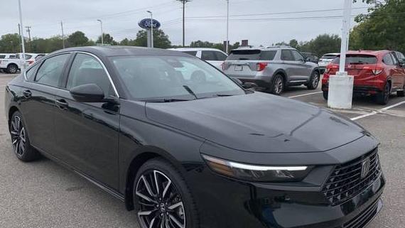 HONDA ACCORD 2024 1HGCY2F82RA000671 image