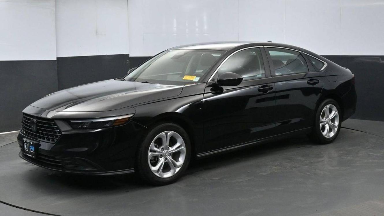 HONDA ACCORD 2024 1HGCY1F28RA023345 image