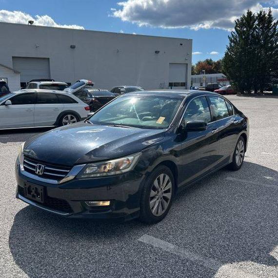 HONDA ACCORD 2013 1HGCR3F81DA031972 image