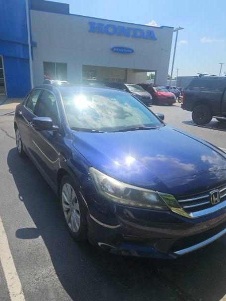 HONDA ACCORD 2013 1HGCR3F82DA033195 image