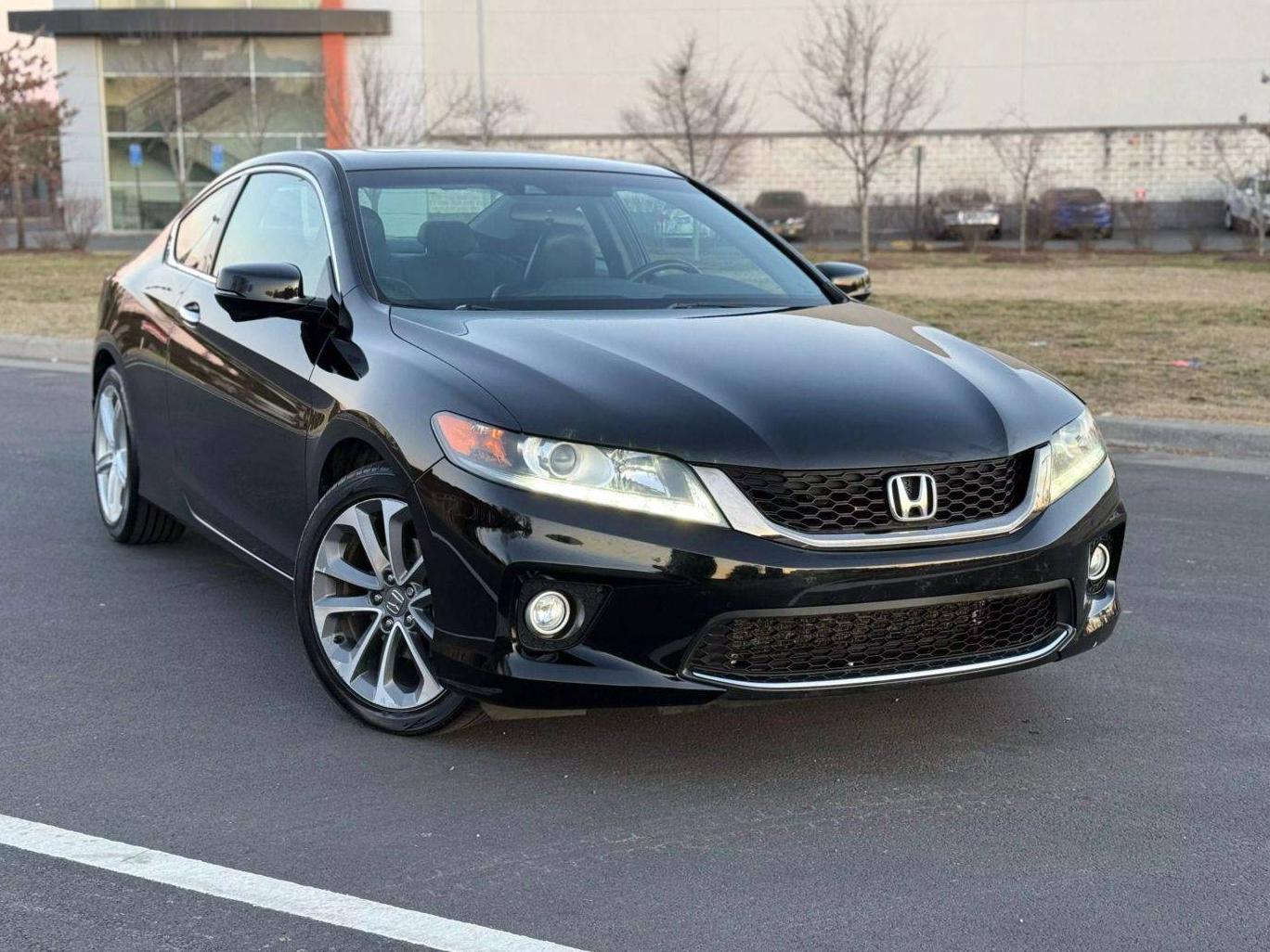 HONDA ACCORD 2013 1HGCT2B89DA002026 image