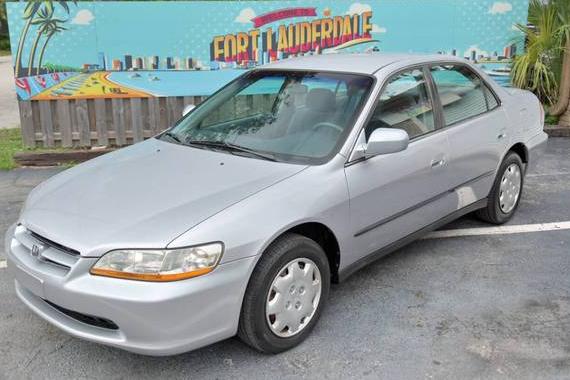 HONDA ACCORD 2000 1HGCG5644YA051718 image