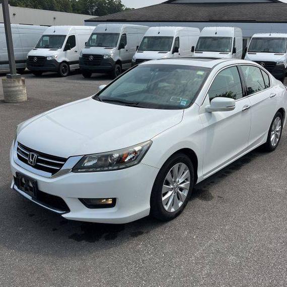 HONDA ACCORD 2014 1HGCR3F81EA042410 image