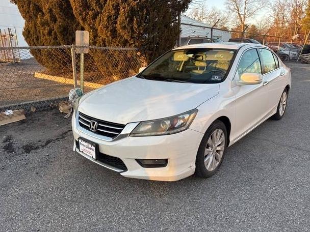 HONDA ACCORD 2015 1HGCR3F88FA027033 image