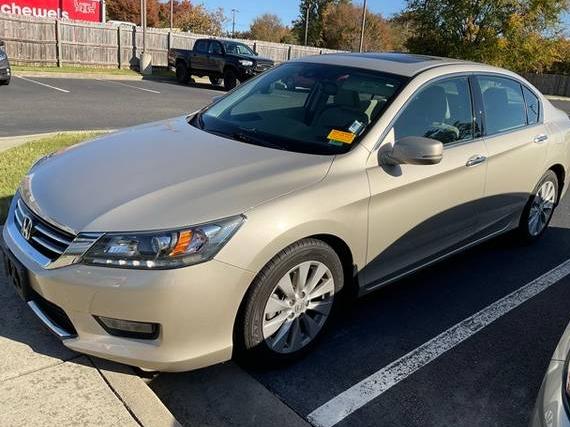 HONDA ACCORD 2015 1HGCR3F83FA026078 image