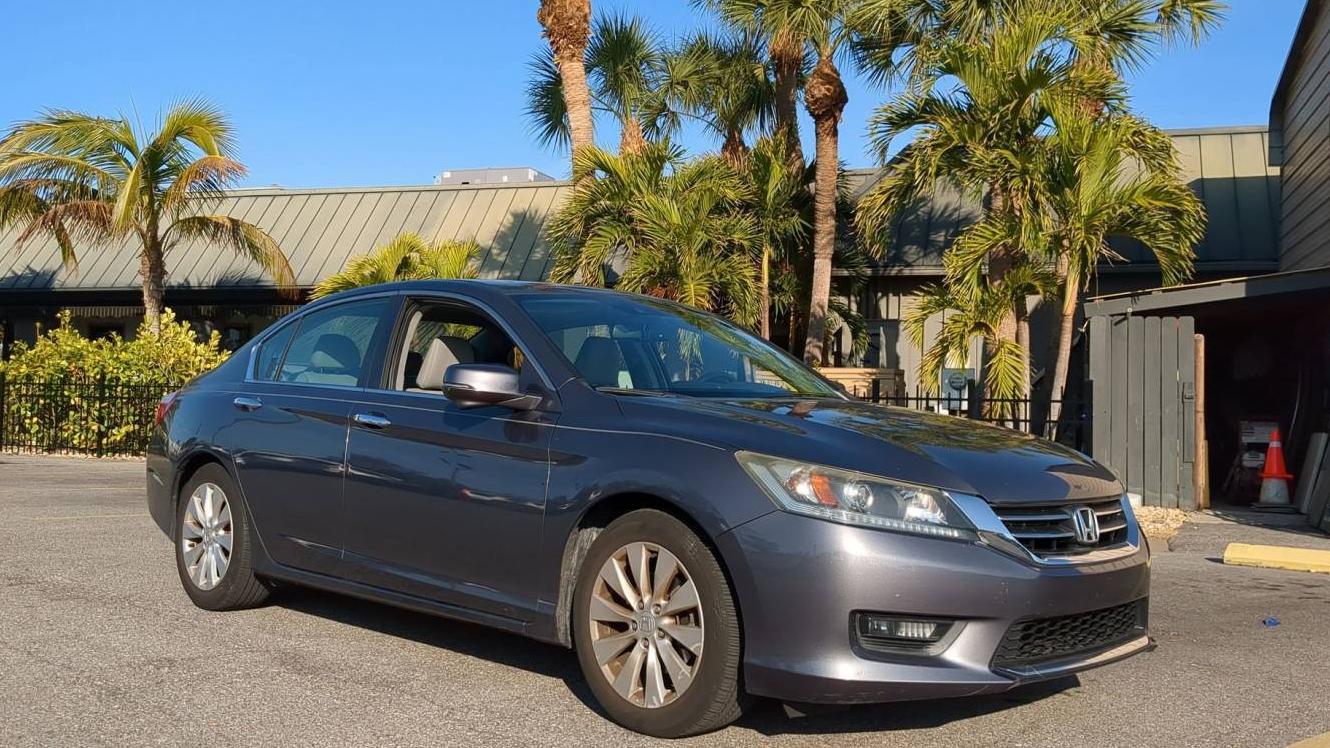 HONDA ACCORD 2015 1HGCR2F8XFA276217 image