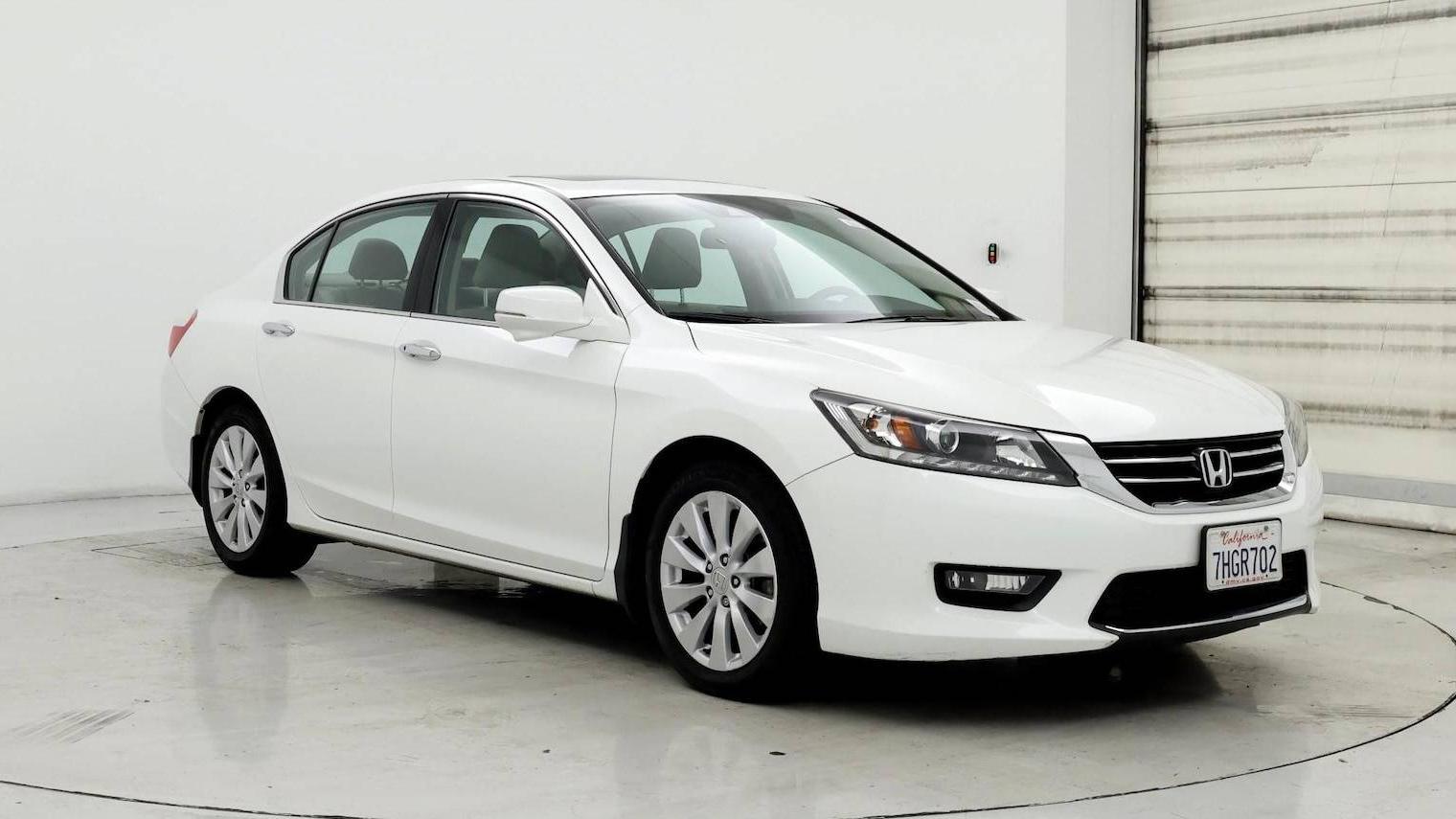 HONDA ACCORD 2015 1HGCR3F86FA001918 image