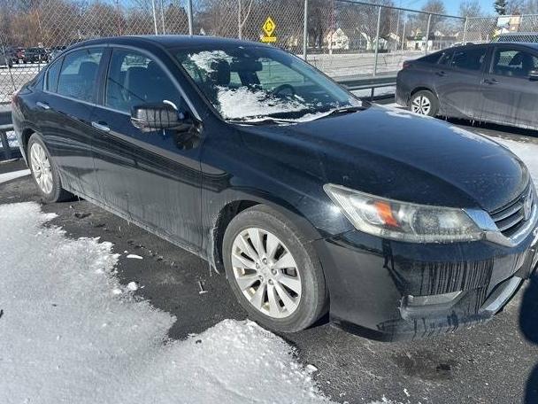 HONDA ACCORD 2015 1HGCR2F82FA272713 image