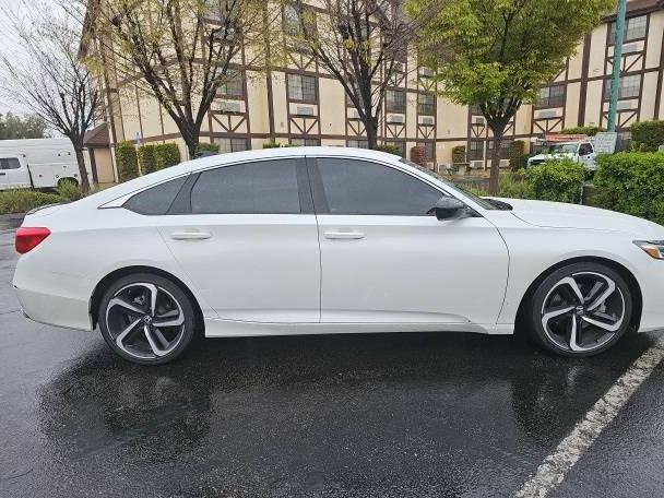 HONDA ACCORD 2022 1HGCV1F34NA080704 image