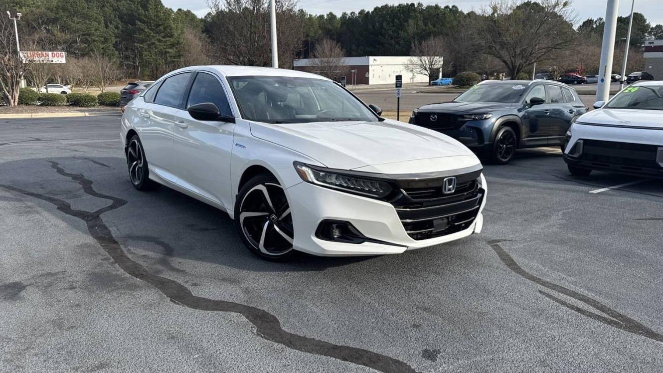 HONDA ACCORD 2022 1HGCV3F28NA005099 image