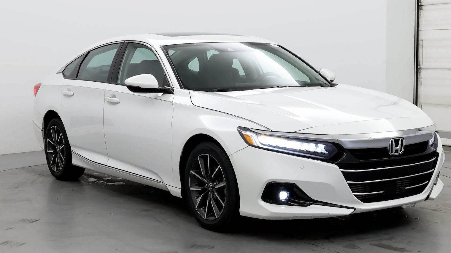 HONDA ACCORD 2022 1HGCV1F54NA002120 image