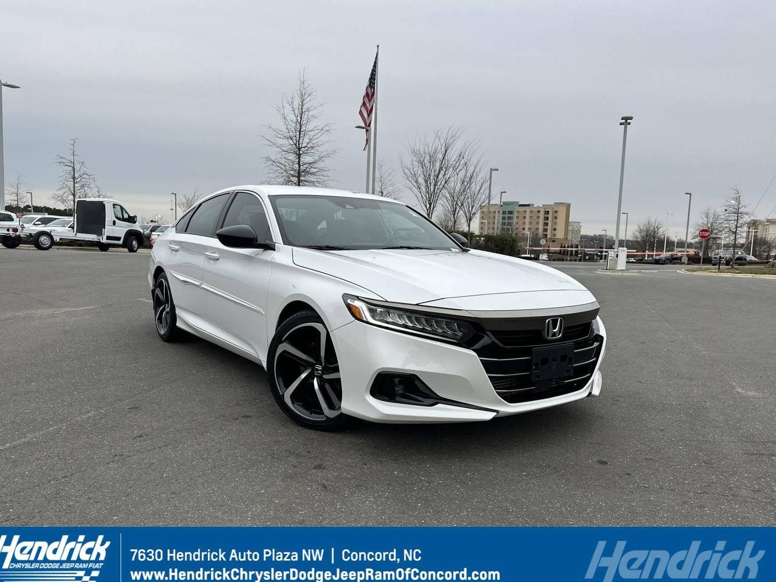 HONDA ACCORD 2022 1HGCV1F33NA012720 image