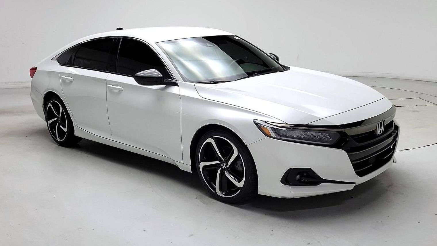 HONDA ACCORD 2022 1HGCV1F35NA091064 image