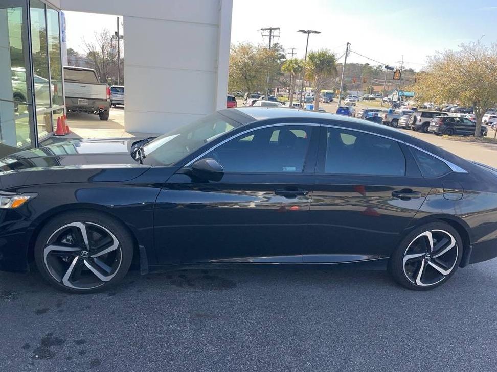 HONDA ACCORD 2022 1HGCV1F33NA056166 image