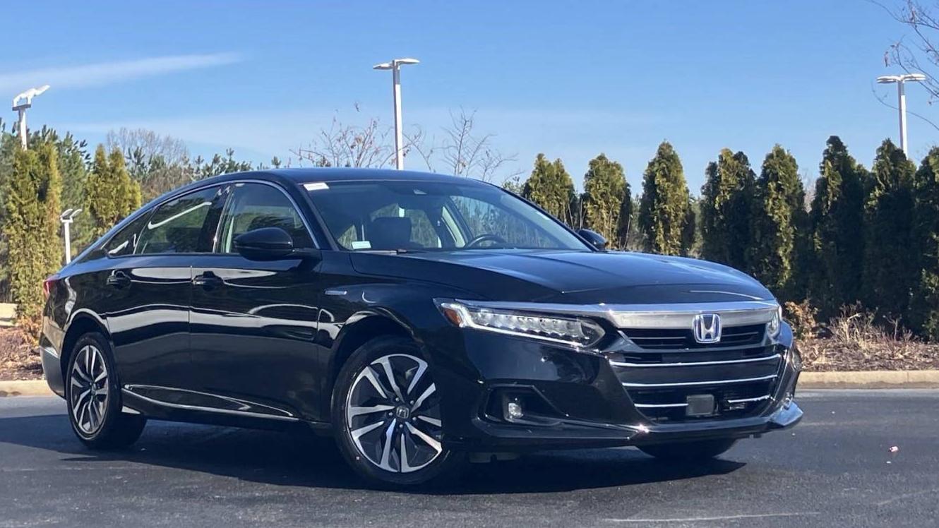 HONDA ACCORD 2022 1HGCV3F58NA028439 image