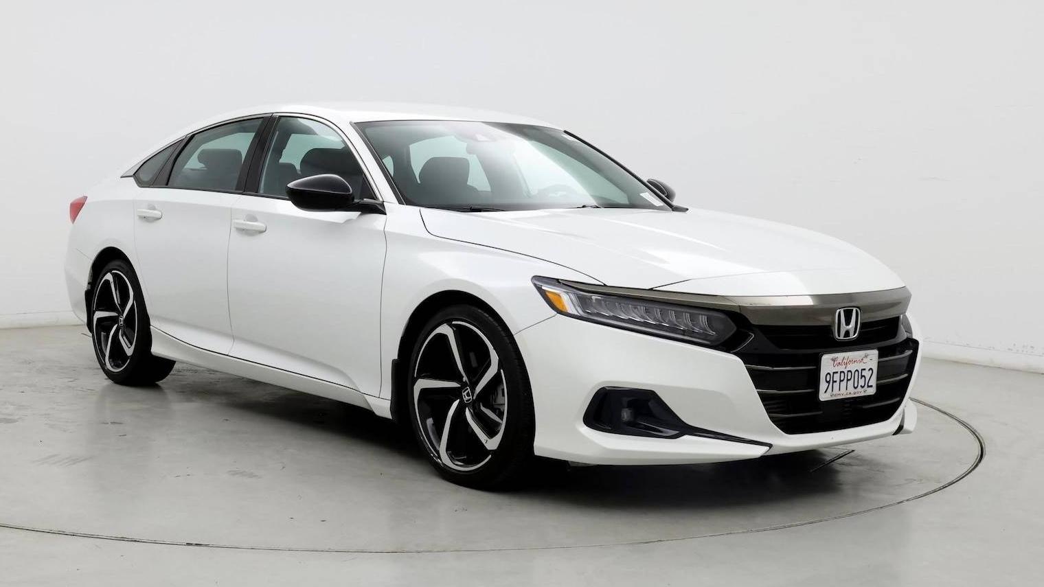 HONDA ACCORD 2022 1HGCV1F35NA115234 image