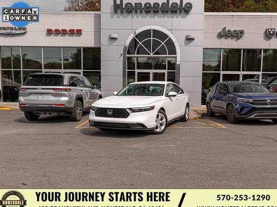 HONDA ACCORD 2025 1HGCY1F22SA013853 image
