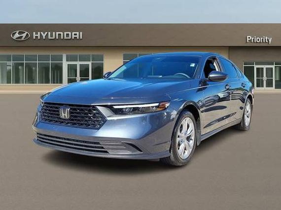 HONDA ACCORD 2025 1HGCY1F28SA023142 image