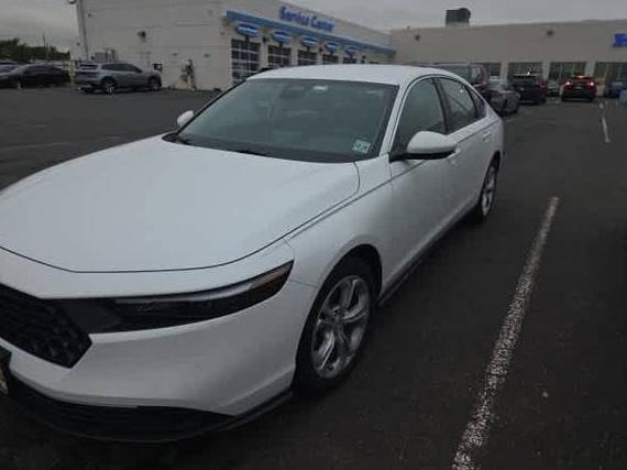 HONDA ACCORD 2025 1HGCY1F24SA004331 image