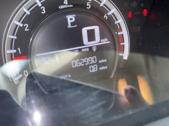 HONDA CR-V 2019 2HKRW5H39KH401067 image
