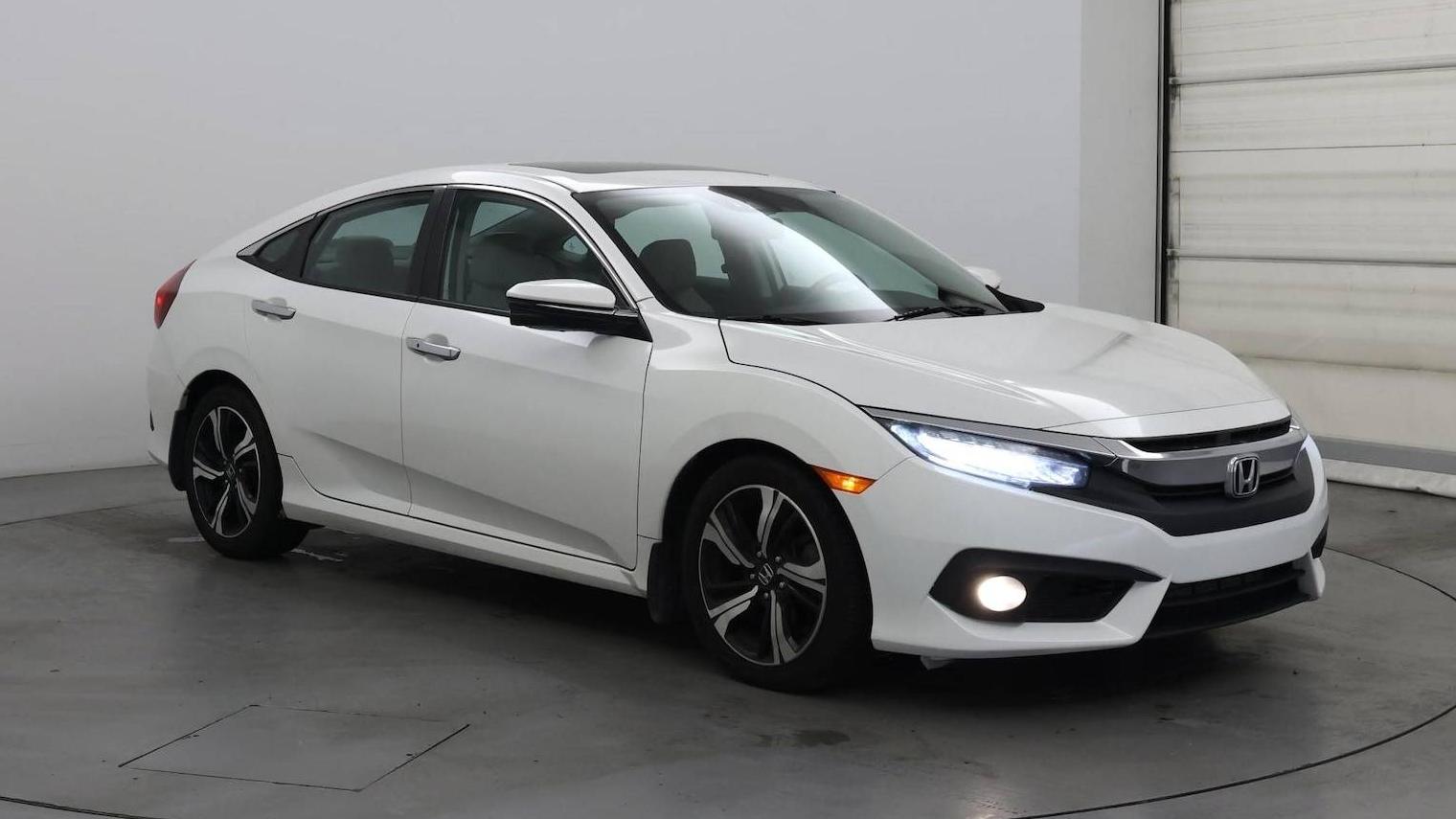 HONDA CIVIC 2016 19XFC1F93GE018815 image