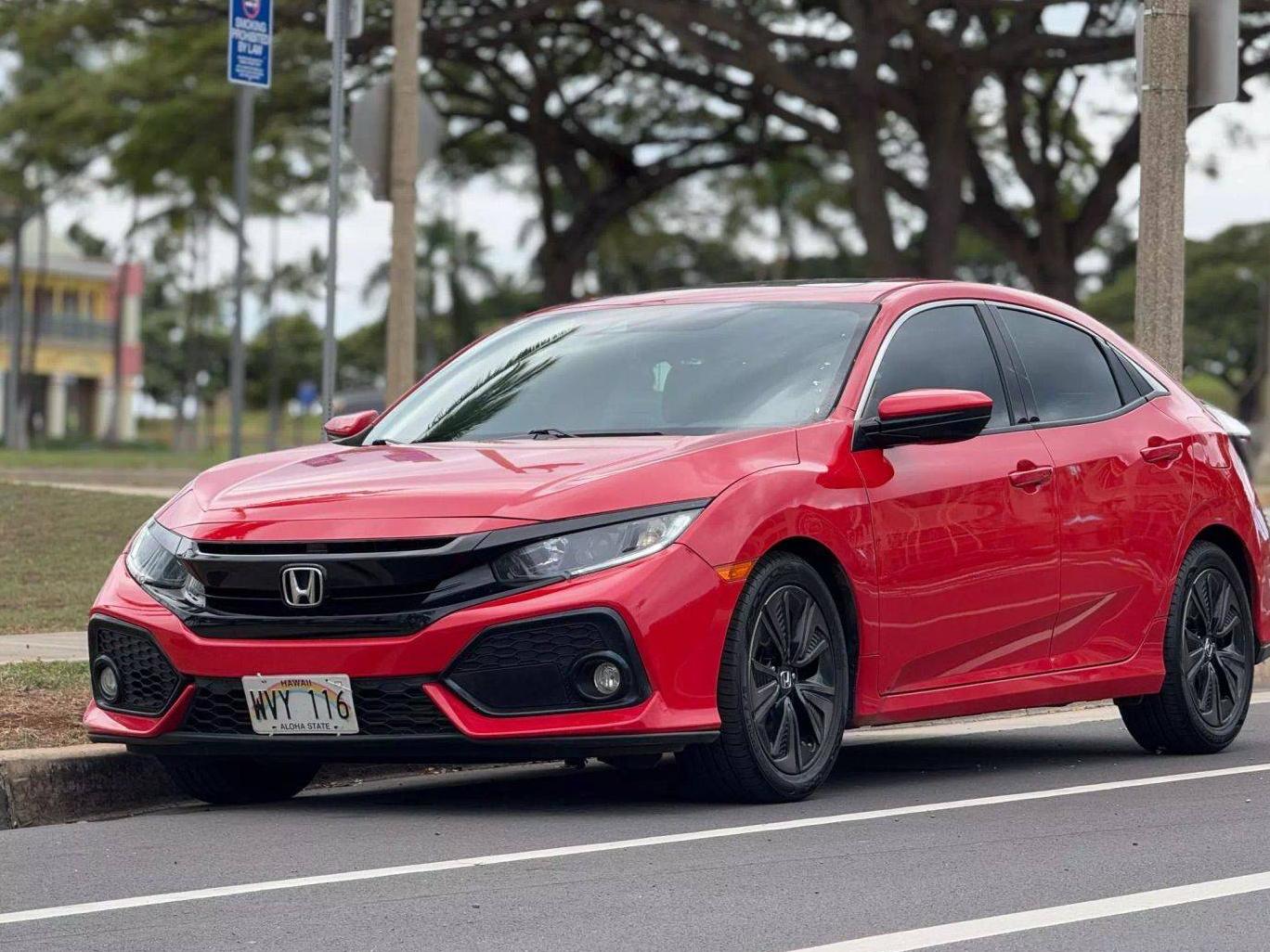 HONDA CIVIC 2019 SHHFK7H68KU412885 image