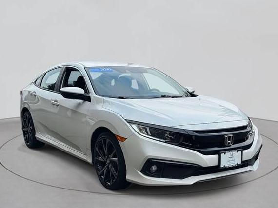 HONDA CIVIC 2019 2HGFC2F84KH533754 image