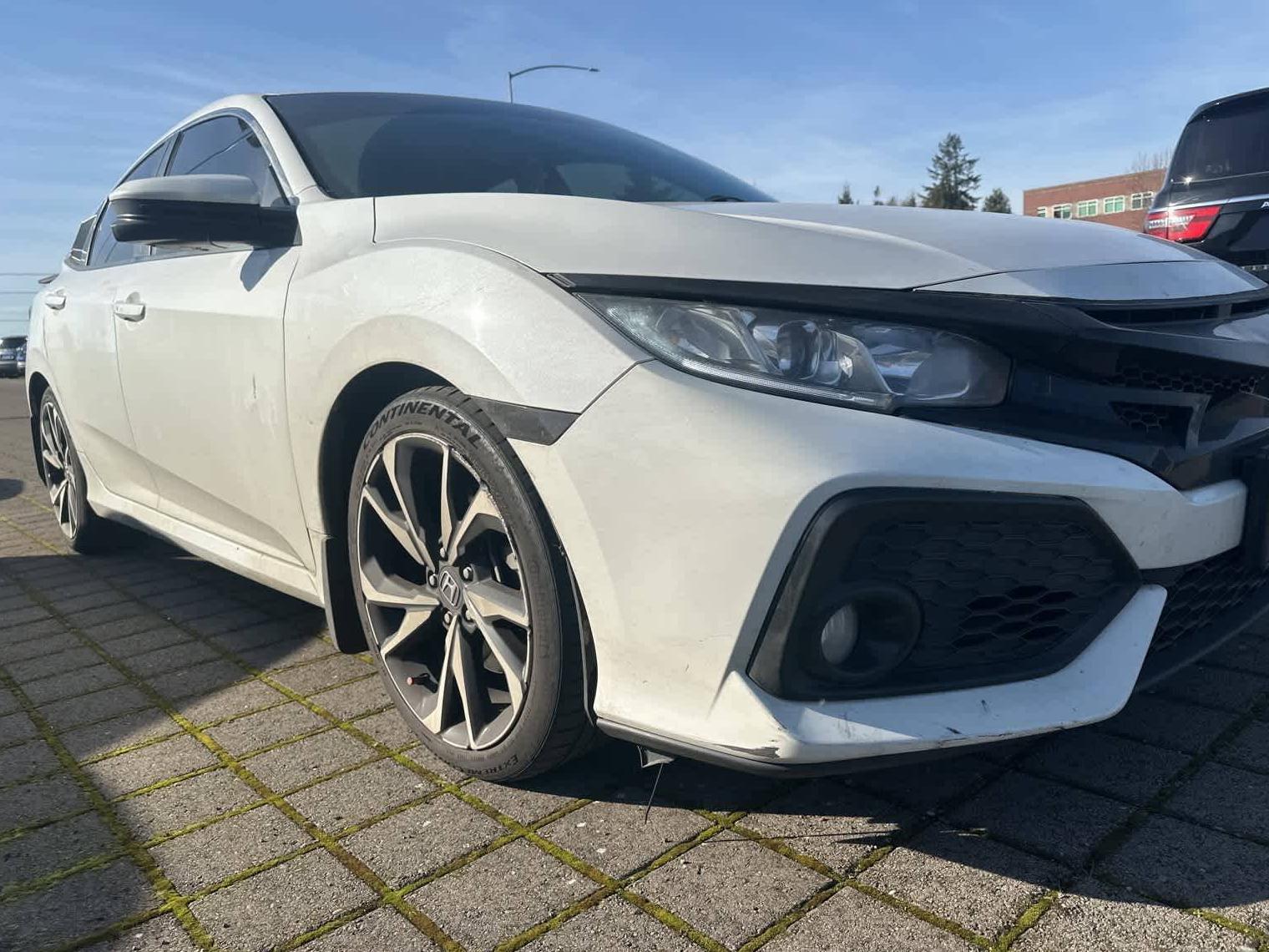 HONDA CIVIC 2019 2HGFC1E54KH702110 image