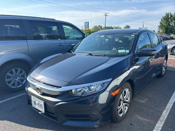 HONDA CIVIC 2018 19XFC2F57JE202455 image
