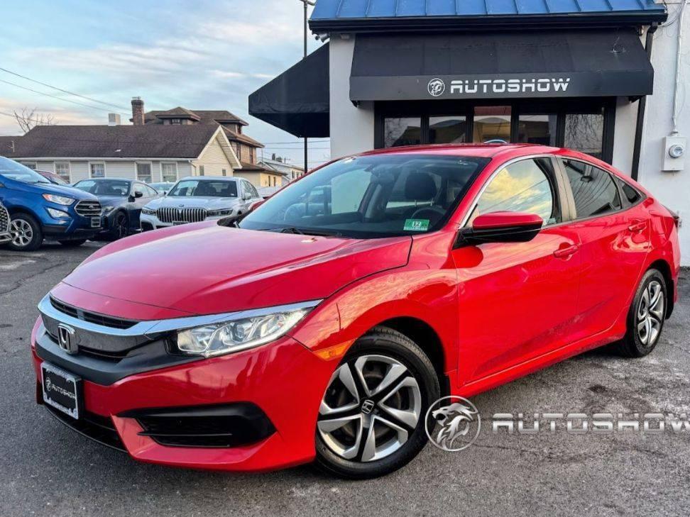 HONDA CIVIC 2018 2HGFC2F57JH607074 image