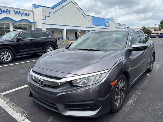 HONDA CIVIC 2018 19XFC2F76JE032221 image