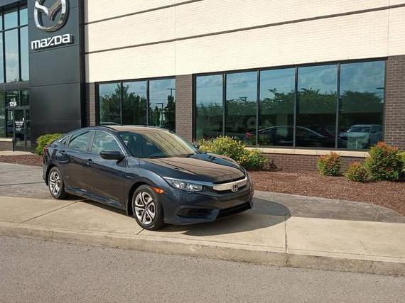 HONDA CIVIC 2018 2HGFC2F57JH560418 image
