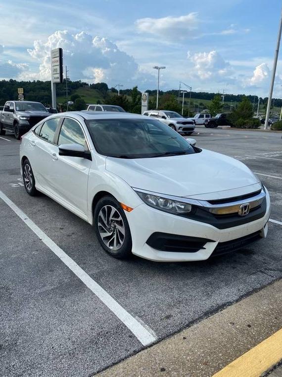 HONDA CIVIC 2018 19XFC2F75JE022442 image