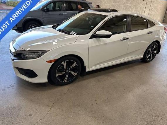 HONDA CIVIC 2018 19XFC1F95JE000212 image