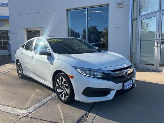 HONDA CIVIC 2018 19XFC2F74JE014199 image