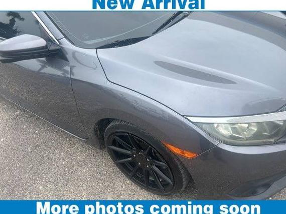 HONDA CIVIC 2018 2HGFC3B3XJH357372 image