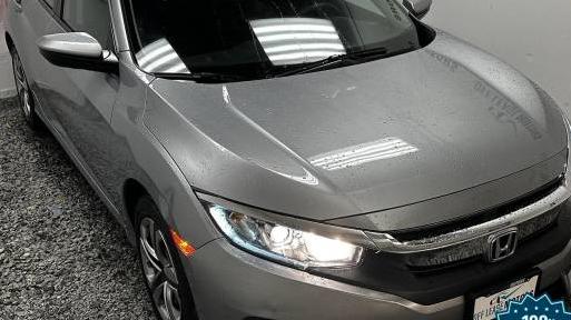 HONDA CIVIC 2018 2HGFC2F52JH585369 image