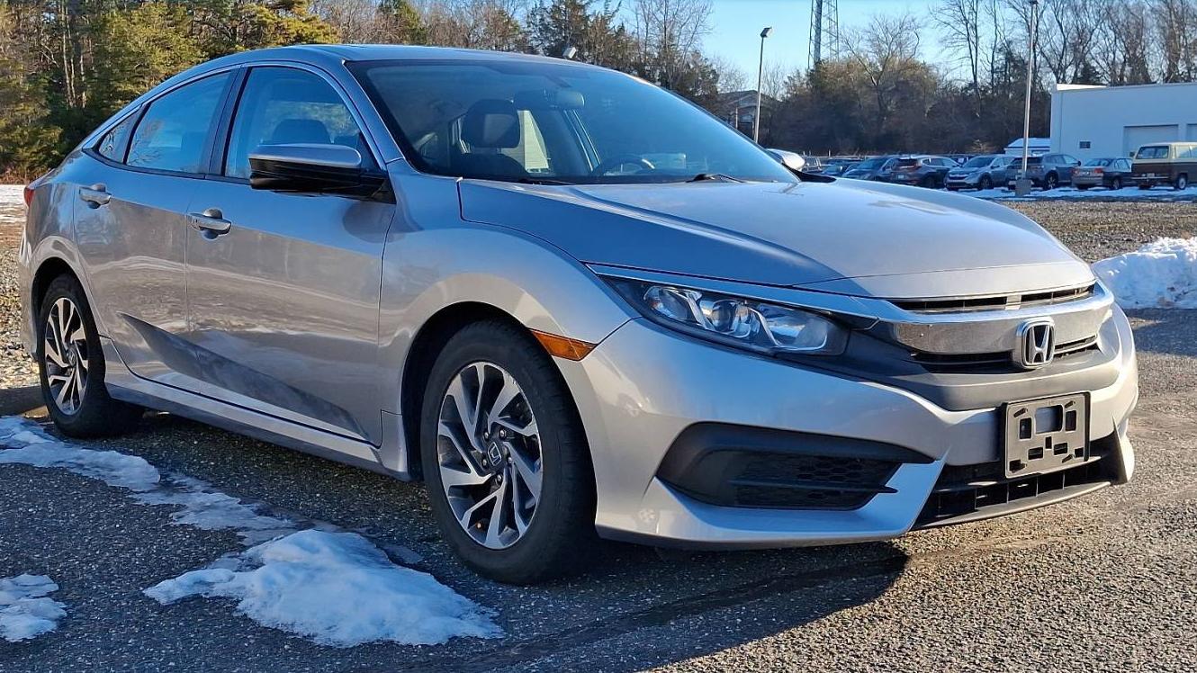 HONDA CIVIC 2018 2HGFC2F76JH557687 image