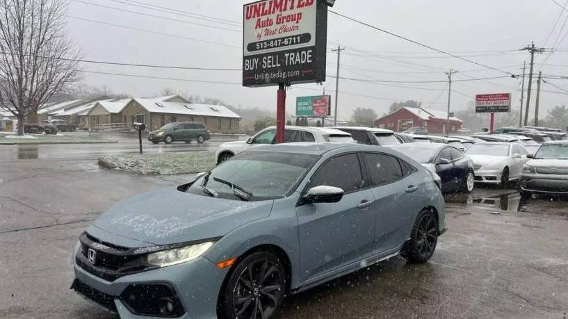 HONDA CIVIC 2018 SHHFK7G44JU200886 image